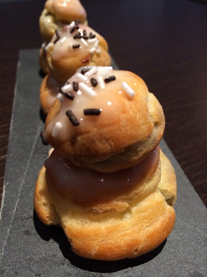 La Religieuse au chocolat noir corsé