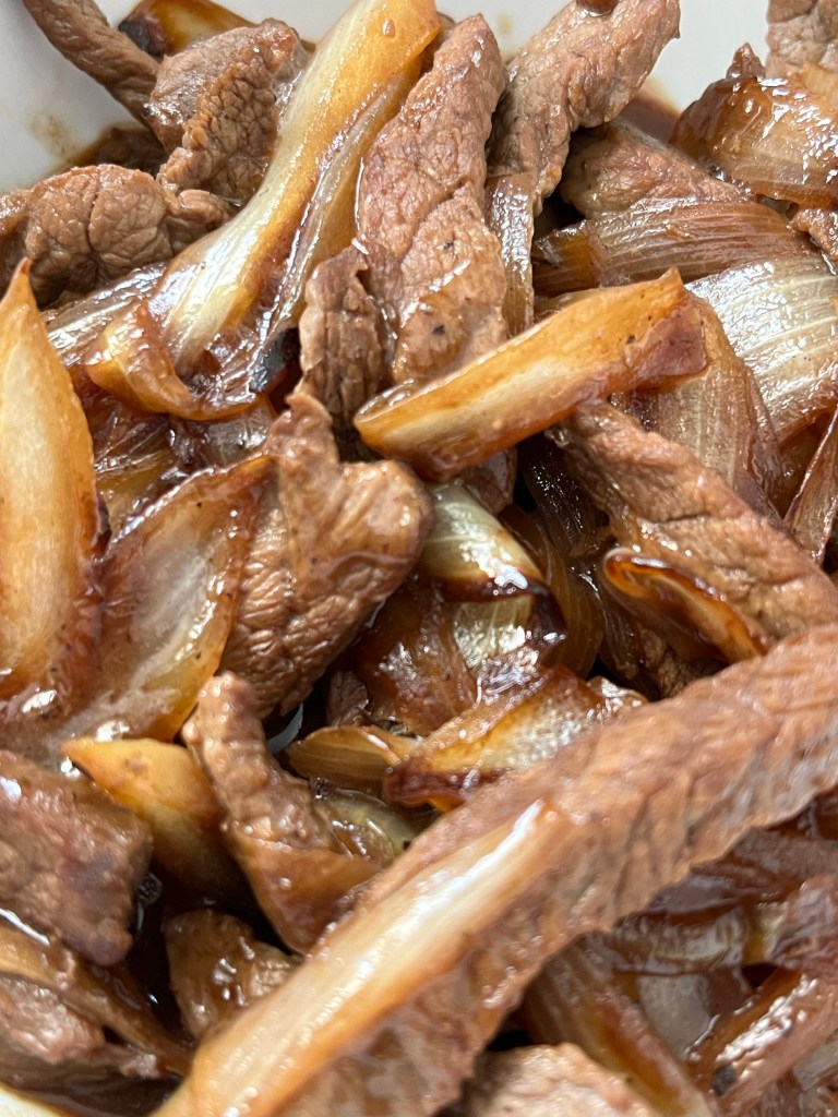 Boeuf aux oignons à l’asiatique